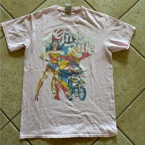 Junk Food Pink Girls Rule Female Super Heroes T-Shirt Women’s Size XS